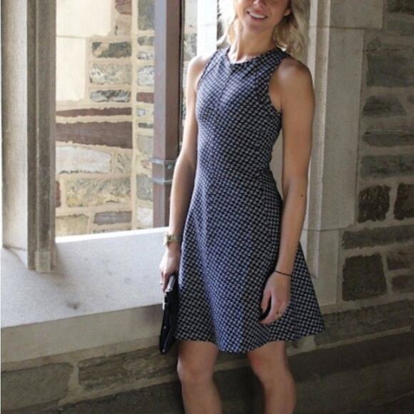 lululemon athletica Dresses & Skirts - Lululemon Go Til Dawn Dress Deep Dive Black and White Pattern - Size 6